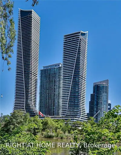 20 Shore Breeze Drive N 206, Toronto W06, ON M8V 1A1