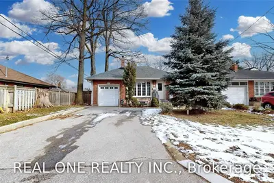 3 Sevenoaks Avenue, Toronto W07, On M8z 3p6