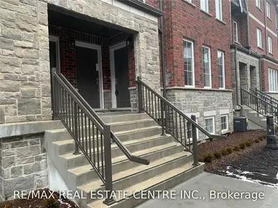 445 ONTARIO Street S 126, Milton, ON L9T 2N2