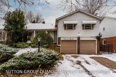 2651 Homelands Drive, Mississauga, ON L5K 1H7