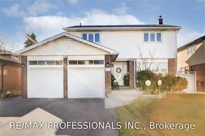 2374 Stillmeadow Road, Mississauga, ON L5B 2G5