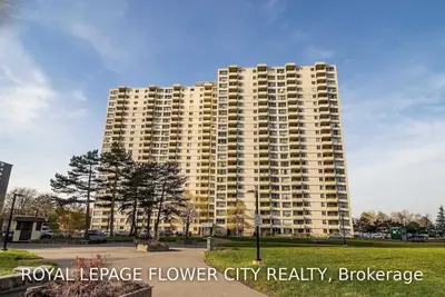 340 Dixon Road 1406, Toronto W09, ON M9R 1T1