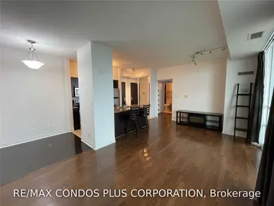 208 Enfield Place 3605, Mississauga, ON L5B 0G8