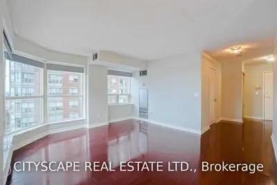 325 Webb Drive 1003, Mississauga, ON L5B 3Z9
