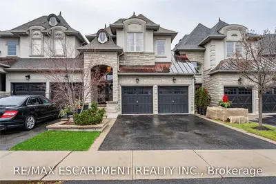 2331 Wuthering Heights Way, Oakville, On L6m 0e8