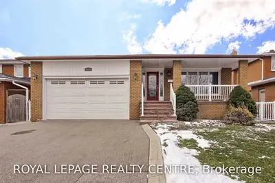 2327 Harcourt Crescent Main, Mississauga, ON L4Y 3Y7