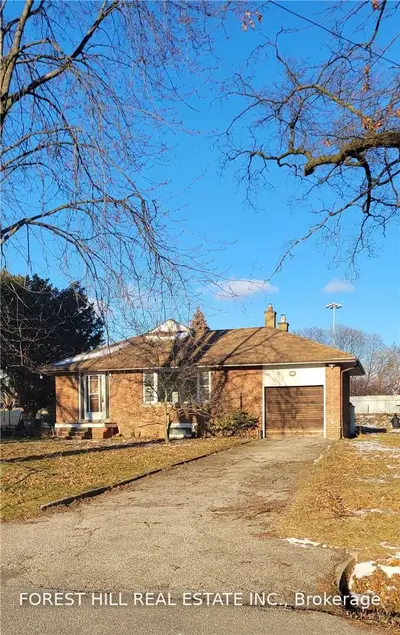 1643 Glenburnie Road, Mississauga, On L5g 3e4