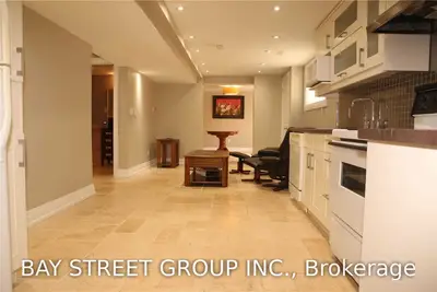 1329 Elgin Crescent, Oakville, ON L6H 2J9