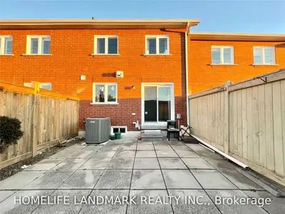 1591 South Parade Court 54, Mississauga, ON L5M 6G1