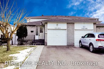 3306 Strabane Drive, Mississauga, ON L5C 1W7
