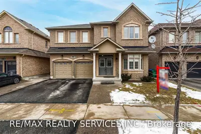 38 Portside Crescent, Brampton, ON L6R 3P3