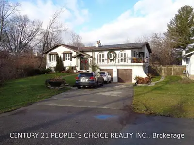 2033 Lakeshore Road W, Oakville, ON L6L 1G6