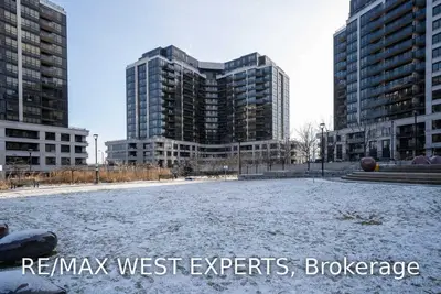 1060 Sheppard Avenue W 415, Toronto W05, ON M3J 0G7