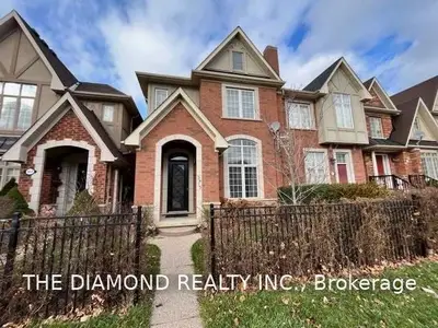 3415 Eglinton Avenue W, Mississauga, ON L5M 7W9