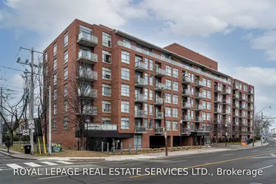 2495 Dundas Street W 620, Toronto W02, ON M6P 1X4