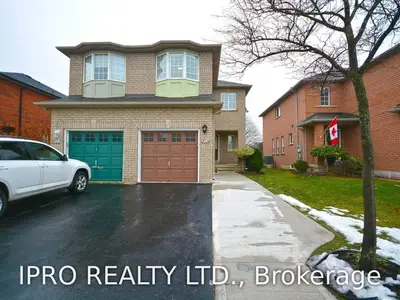 2024 Blue Jay Boulevard, Oakville, ON L6M 3R4