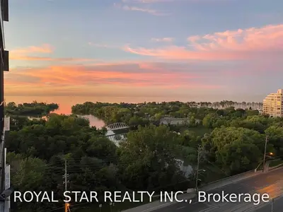 2200 Lakeshore Boulevard W 1103, Toronto W06, ON M8V 1A4