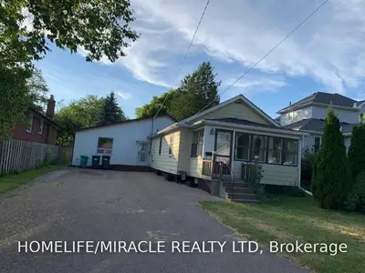 397 Marf Avenue, Mississauga, ON L5G 1T2
