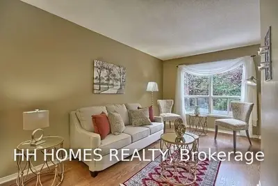 3297 Fanleaf Drive, Mississauga, ON L5N 6X9