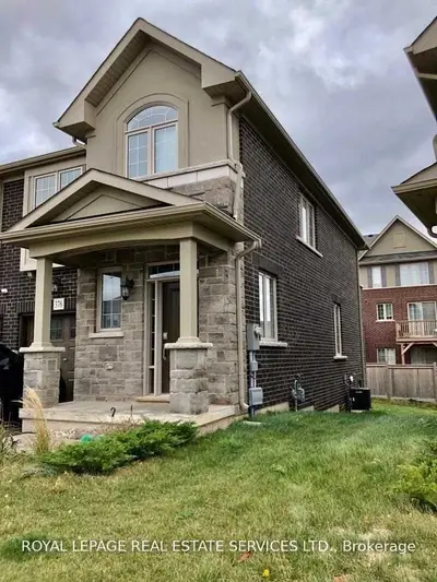 376 Threshing Mill Boulevard, Oakville, ON L6H 0P6