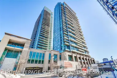 165 Legion Road N 1227, Toronto W06, ON M8Y 0B3