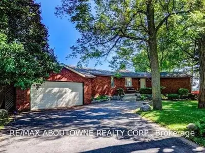 3352 LAKESHORE Road W, Oakville, ON L6L 6S6