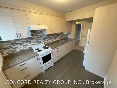 19 Louisa Street 6, Toronto W06, ON M8V 2K5