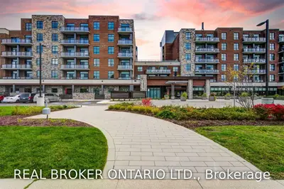 3290 New Street 317, Burlington, ON L7N 1M8