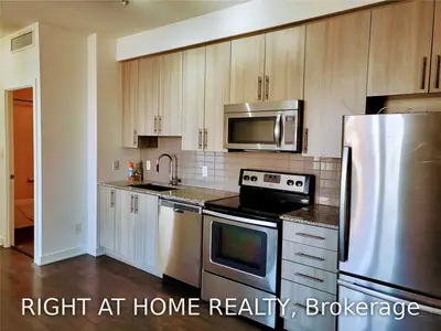 4099 Brickstone Mews 2109, Mississauga, ON L5B 0G2
