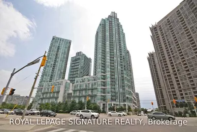 3939 Duke Of York Boulevard 915, Mississauga, ON L5B 4N2
