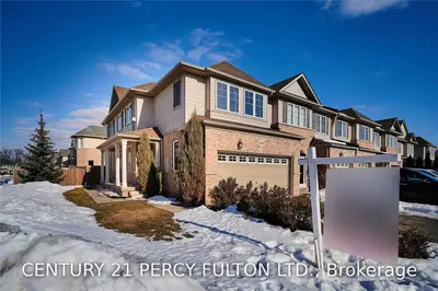 2470 Elder Lane, Oakville, ON L6M 0L1