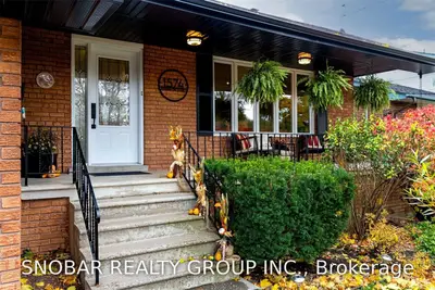 1574 Adamson Street, Mississauga, ON L5C 1B7