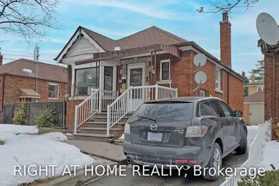 33 Lightbourn Avenue, Toronto W02, ON M6H 3P5