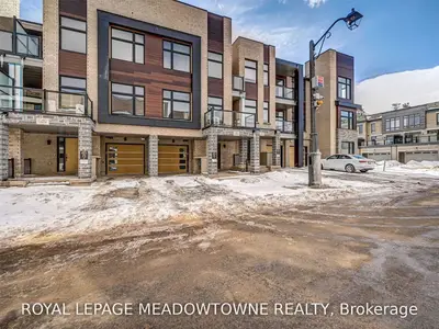 2460 Belt Lane, Oakville, ON L6M 5L9