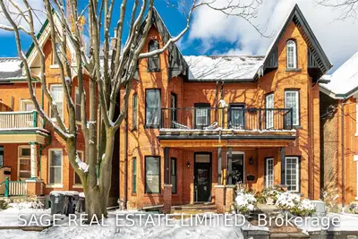 14 Earnbridge Street, Toronto W01, ON M6K 1N3