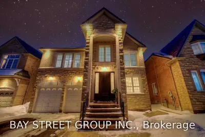 4740 Huron Heights Drive, Mississauga, ON L4Z 4G9