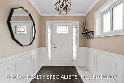 177 Genesee Drive, Oakville, ON L6H 5Y7