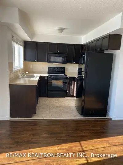 2563 Sixth Line 11, Oakville, On L6h 0h7