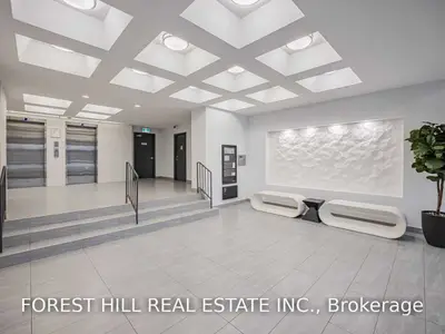 580 The East Mall Drive 908, Toronto W08, ON M9B 9A7