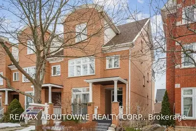 40 chester Street, Oakville, ON L6H 6G8