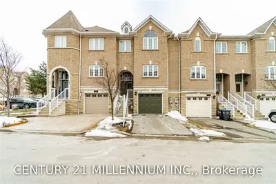 718 Horning Street, Mississauga, ON L5R 0B3
