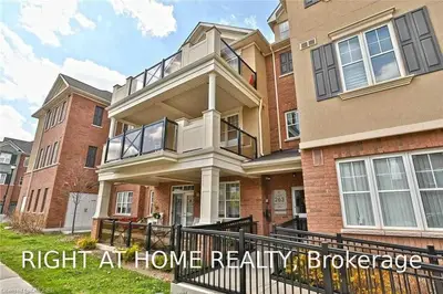 263 Georgian Drive 301, Oakville, On L6h 0l2