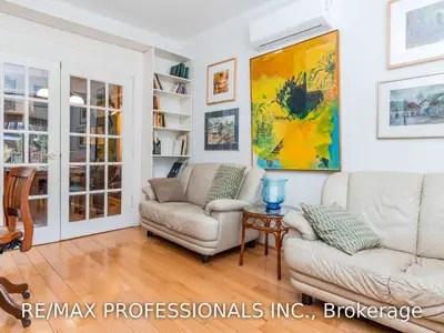 302 Evelyn Avenue, Toronto W02, On M6p 2z9