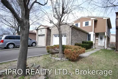 4195 Sugarbush Road, Mississauga, ON L5B 2X4