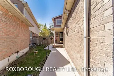3234 Anderson Crescent, Mississauga, ON L5N 2Y5