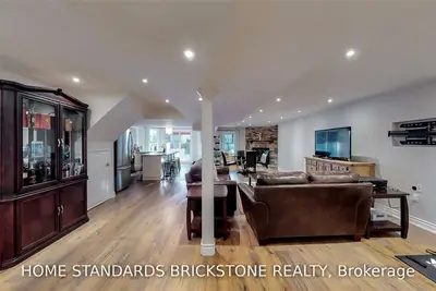 1316 Heritage Way 1, Oakville, ON L6M 3E1