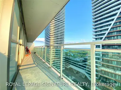 33 Shore Breeze Drive 1303, Toronto W06, On M8v 0g1