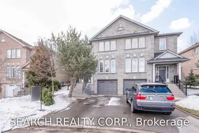 3110 Salmona Court, Mississauga, ON L5B 4G3