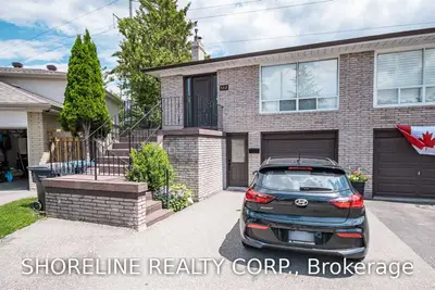 512 Boismere Court, Mississauga, ON L5A 1H3