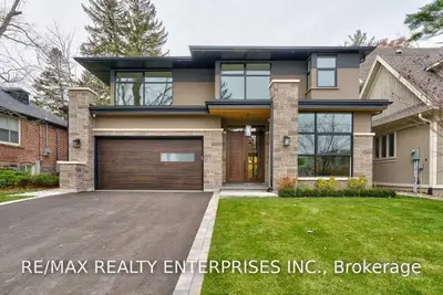 129 Cumberland Drive, Mississauga, ON L5G 3N3